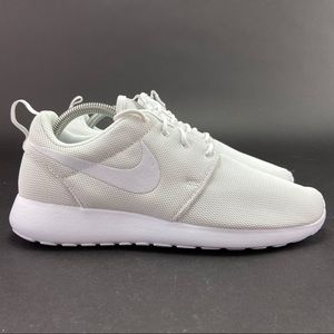 Nike Women's Roshe One White Pure Platinum Shoes